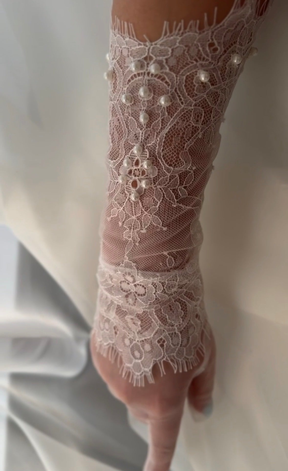 White off Lace Choker and Gloves Set