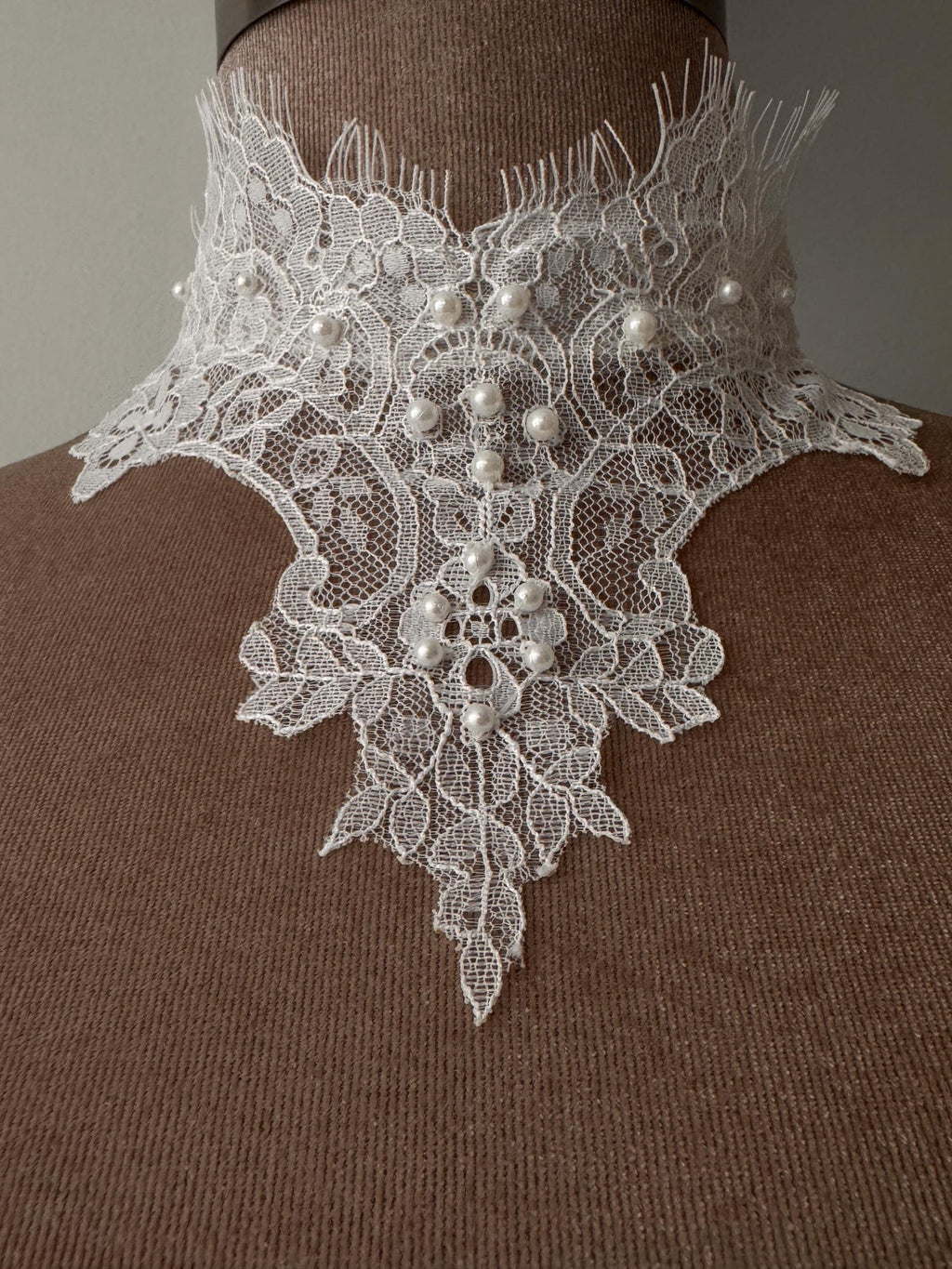 Handmade Lace Choker with Pearls, Natural Ivory Lace Collar, Romantic Bridal Necklace, Victorian Inspired
